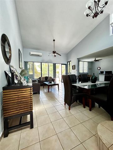 Carr 693 INT 6690 1, Vega Alta, PR 00692