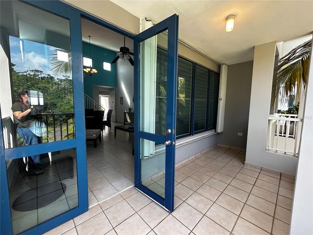 Carr 693 INT 6690 1, Vega Alta, PR 00692