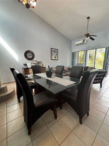 Carr 693 INT 6690 1, Vega Alta, PR 00692