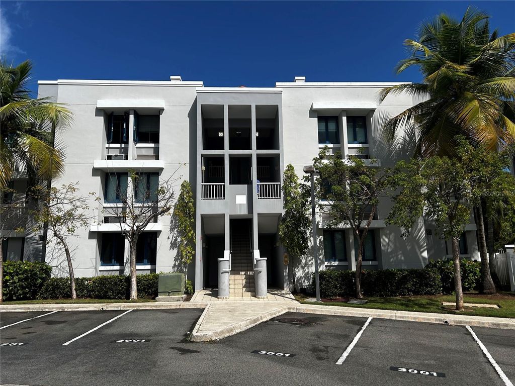 Carr 693 INT 6690 1, Vega Alta, PR 00692