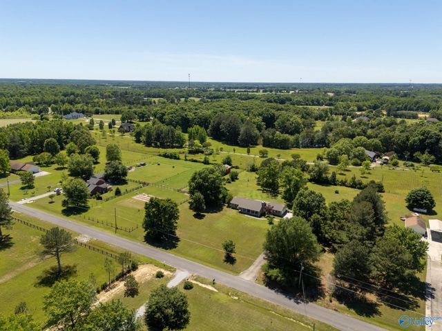 184 Bullit Circle, Ardmore, AL 35739