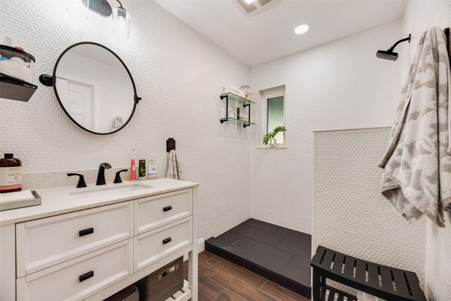 620 Cox Drive, Irving, TX 75062