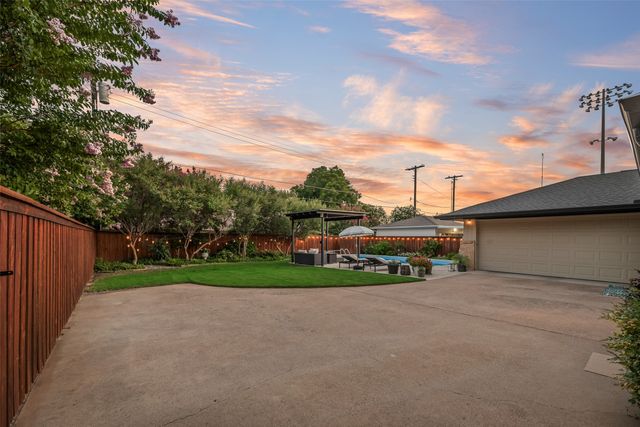 620 Cox Drive, Irving, TX 75062