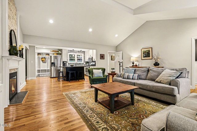 915 Gardner Street, Raleigh, NC 27607