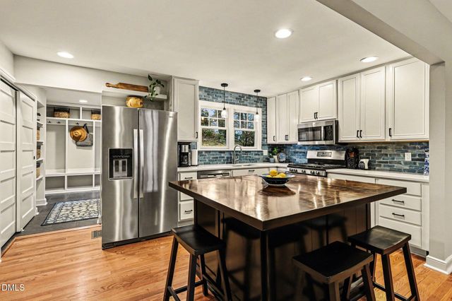 915 Gardner Street, Raleigh, NC 27607