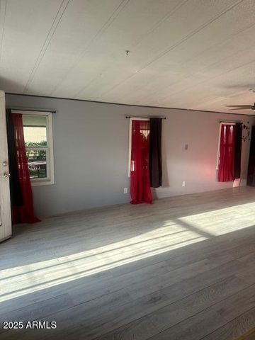 5747 W Missouri Avenue 216, Glendale, AZ 85301