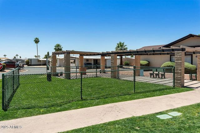 5747 W Missouri Avenue 216, Glendale, AZ 85301