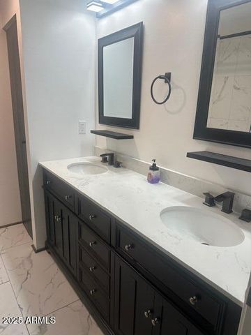 5747 W Missouri Avenue 216, Glendale, AZ 85301