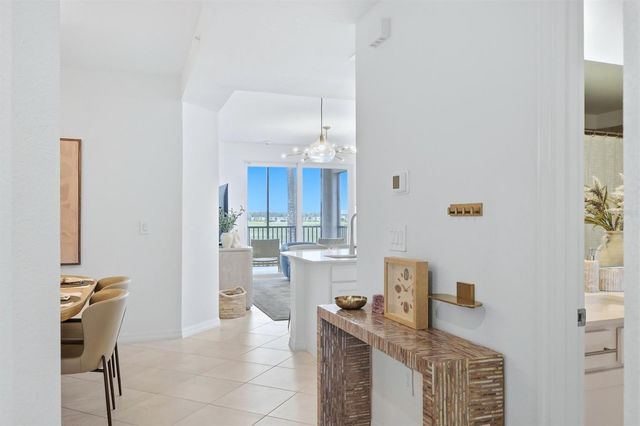 19110 SCALLOP LOOP 208, Lakewood Ranch, FL 34211