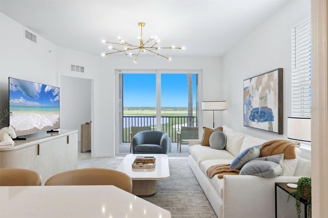 19110 SCALLOP LOOP 208, Lakewood Ranch, FL 34211