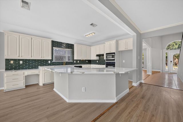 305 Brazil Drive, Hurst, TX 76054