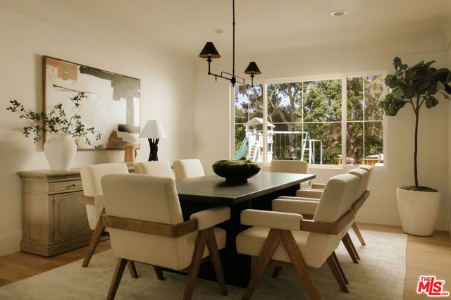 24049 Chestnut Way, Calabasas, CA 91302