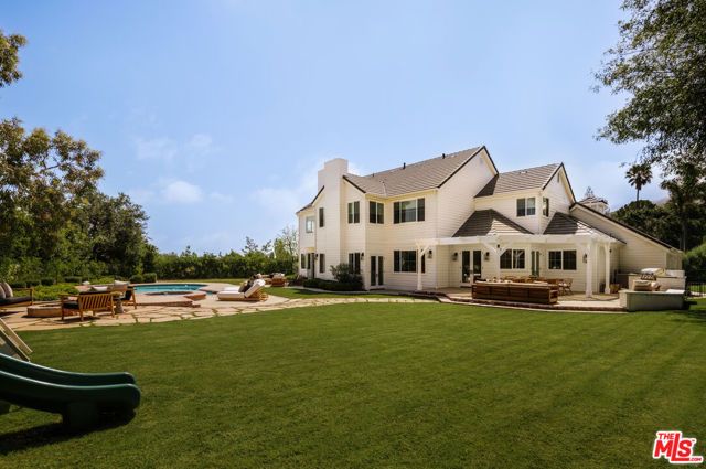 24049 Chestnut Way, Calabasas, CA 91302