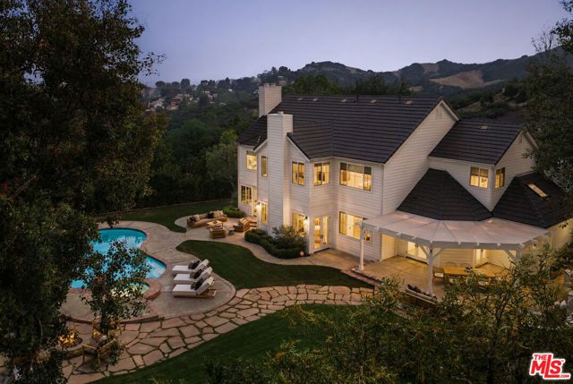24049 Chestnut Way, Calabasas, CA 91302