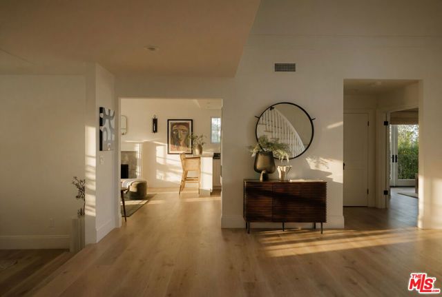 24049 Chestnut Way, Calabasas, CA 91302