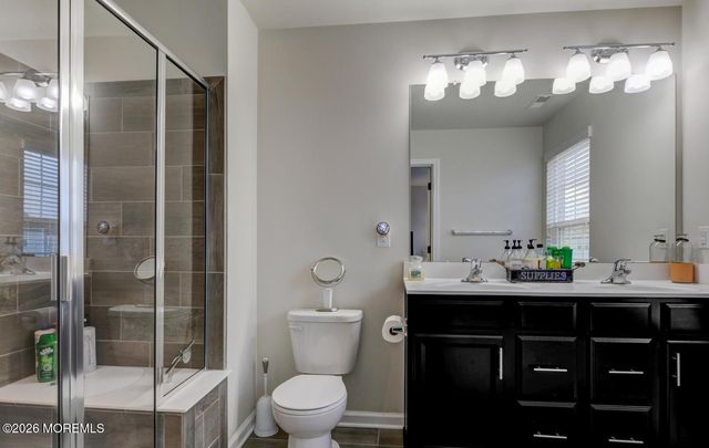 147 Waypoint Drive 2105, Eatontown, NJ 07724