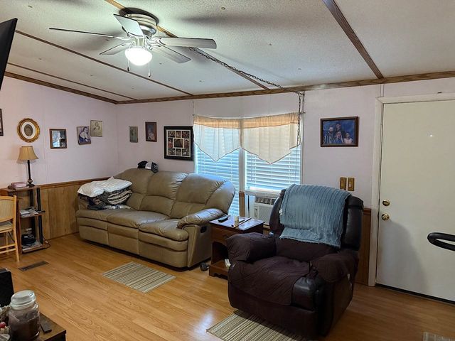 2981 Sea Oaks Loop, Perry, FL 32348