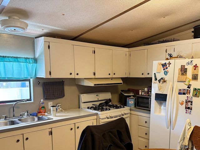 2981 Sea Oaks Loop, Perry, FL 32348