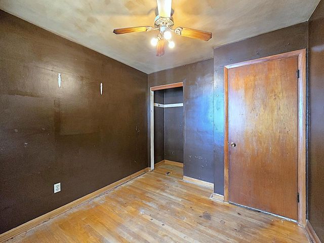 5863 S Hately AVENUE, Cudahy, WI 53110