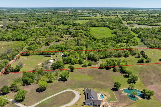 1199 County Road 1245, Savoy, TX 75479