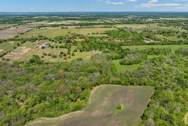 1199 County Road 1245, Savoy, TX 75479