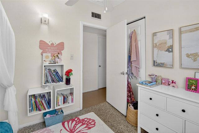 2016 WINDSOR WAY, Tampa, FL 33619