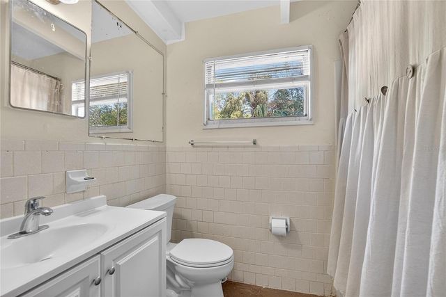 2016 WINDSOR WAY, Tampa, FL 33619