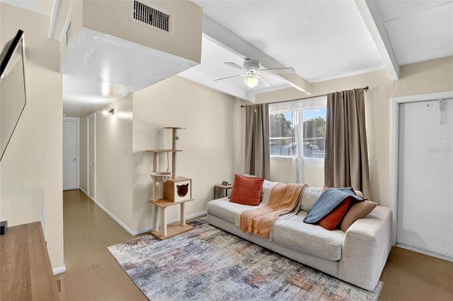 2016 WINDSOR WAY, Tampa, FL 33619