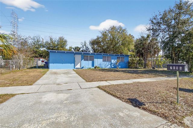 2016 WINDSOR WAY, Tampa, FL 33619