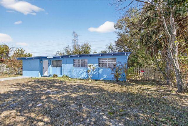 2016 WINDSOR WAY, Tampa, FL 33619