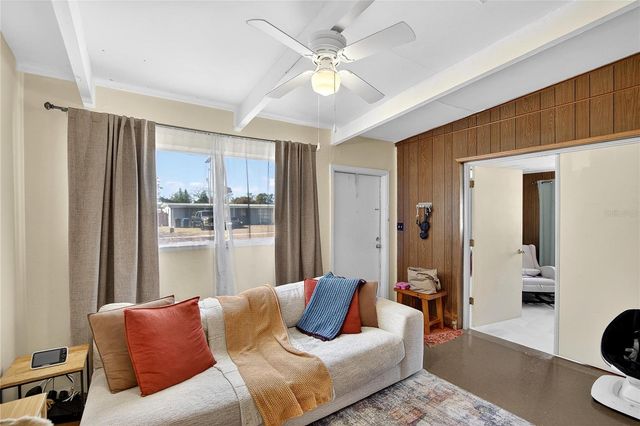 2016 WINDSOR WAY, Tampa, FL 33619