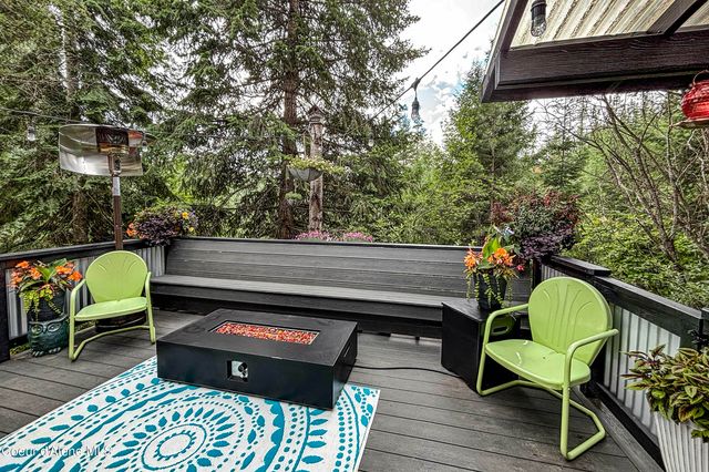 126 Makridge Lane, Kingston, ID 83839