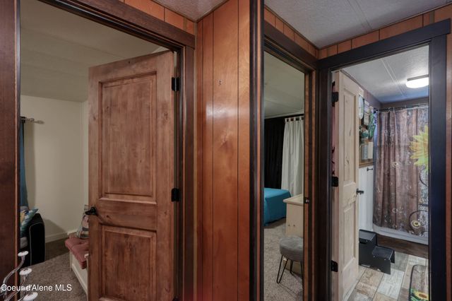 126 Makridge Lane, Kingston, ID 83839