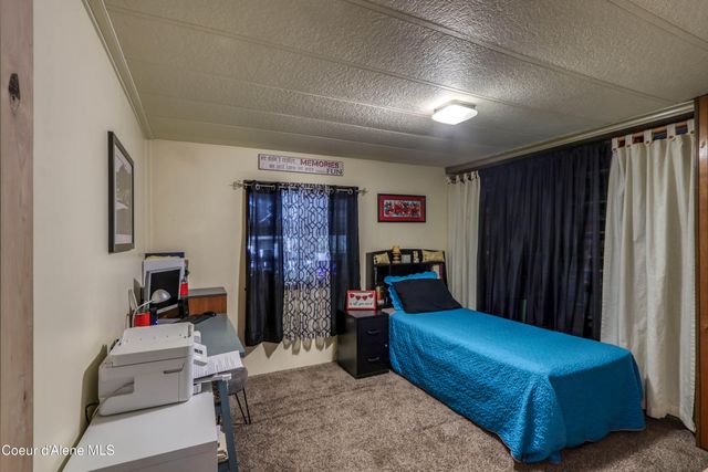 126 Makridge Lane, Kingston, ID 83839