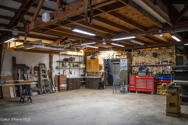 126 Makridge Lane, Kingston, ID 83839