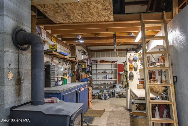 126 Makridge Lane, Kingston, ID 83839