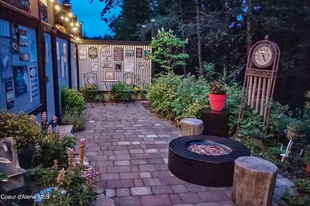 126 Makridge Lane, Kingston, ID 83839