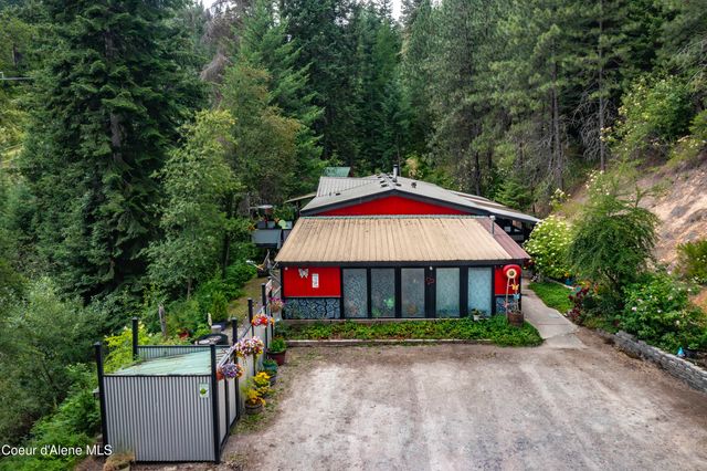 126 Makridge Lane, Kingston, ID 83839