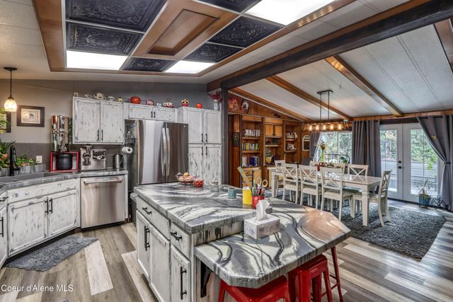 126 Makridge Lane, Kingston, ID 83839