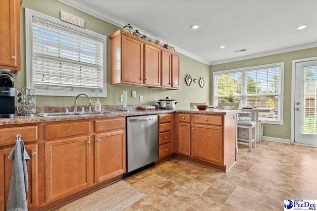 3416 Mater Ln, Florence, SC 29505