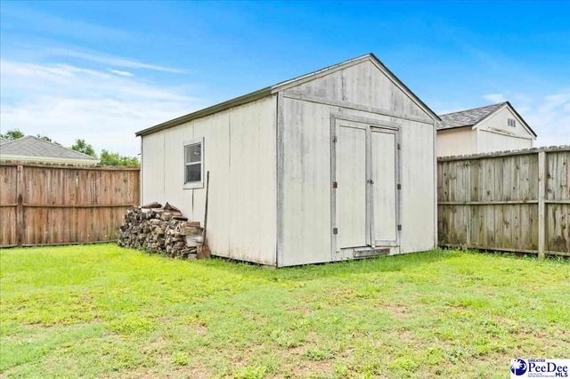 3416 Mater Ln, Florence, SC 29505