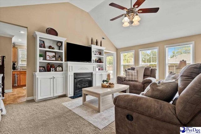 3416 Mater Ln, Florence, SC 29505