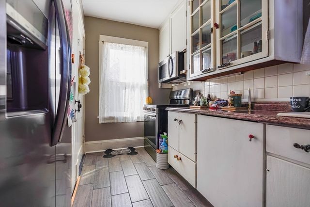 14 Field St, Seekonk, MA 02771