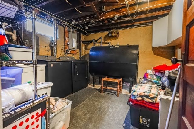 14 Field St, Seekonk, MA 02771