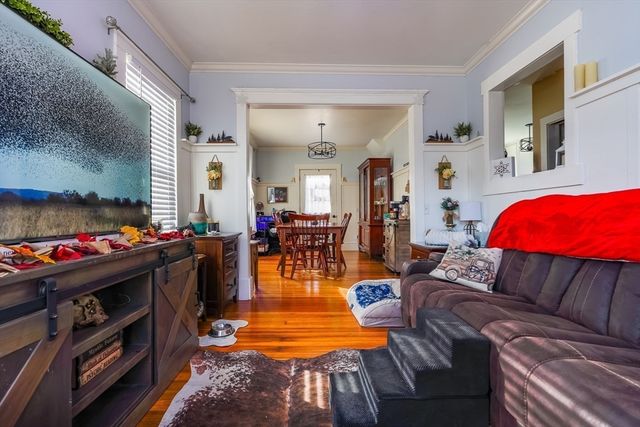 14 Field St, Seekonk, MA 02771