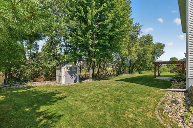 10548 Noble Circle N, Brooklyn Park, MN 55443