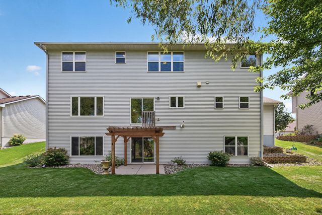 10548 Noble Circle N, Brooklyn Park, MN 55443