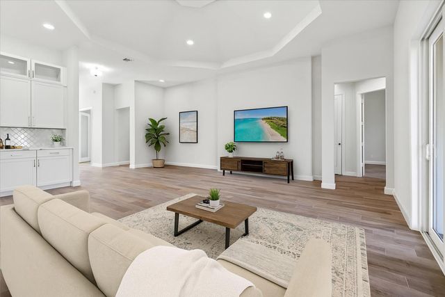 2041 SW Driftwood Street, Port St Lucie, FL 34953