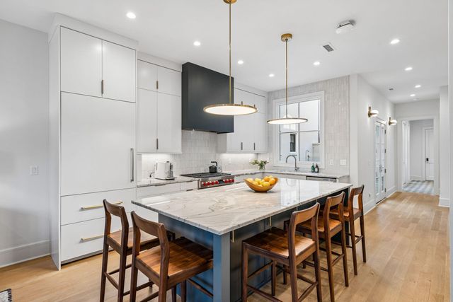 19 Krier Lane, Mount Pleasant, SC 29464