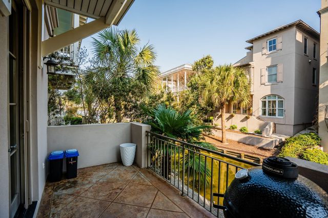 19 Krier Lane, Mount Pleasant, SC 29464